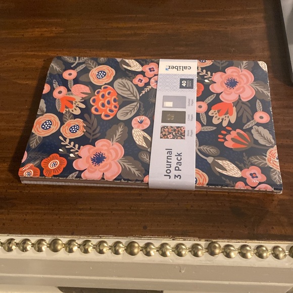 NET 3 pack of journal Notebooks contains 3 journals NWT - Picture 8 of 9